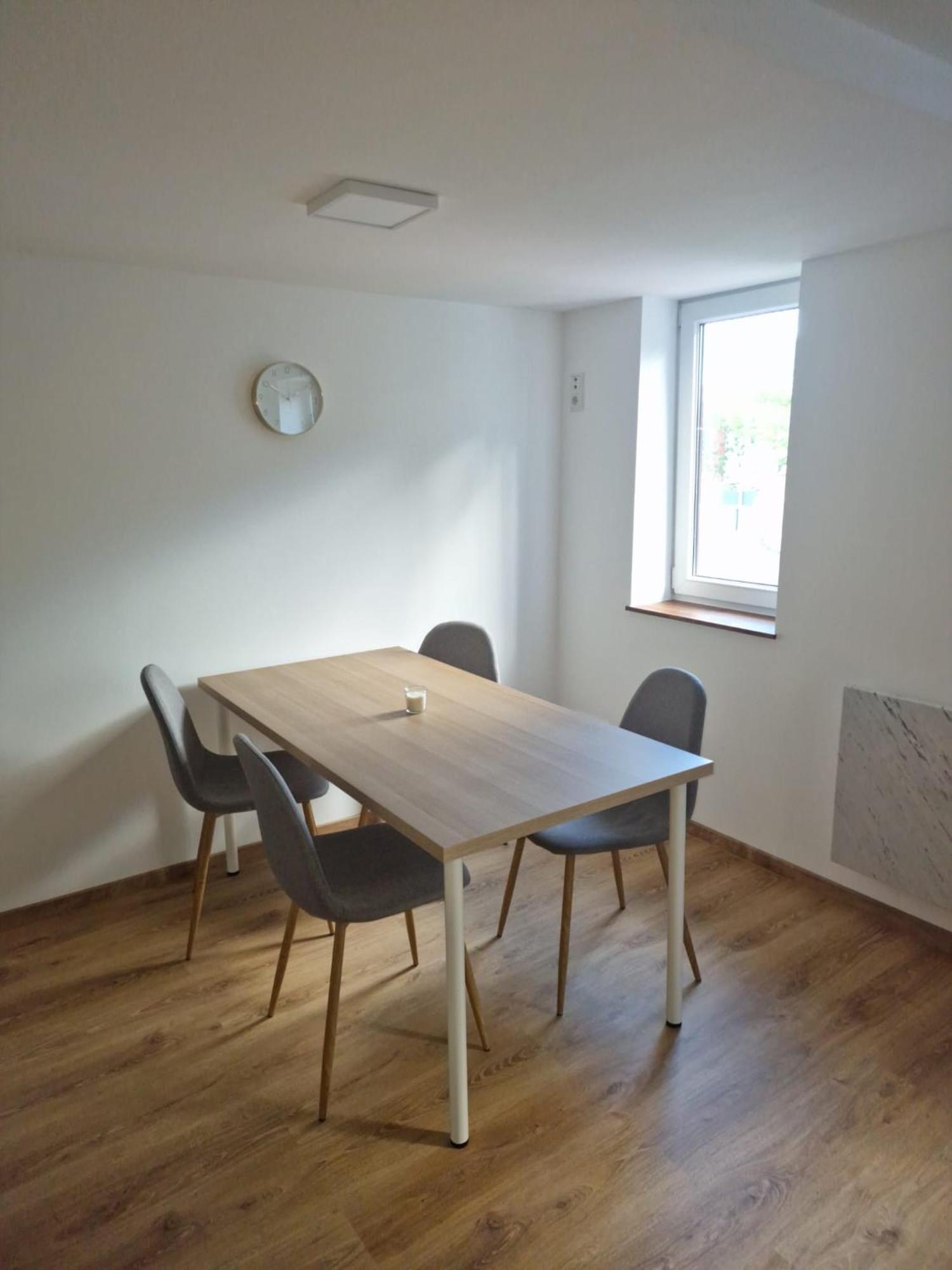 Exklusive Zimmer Mit Geteiltem Bad Und Kueche Kg Stadtilm Exteriör bild